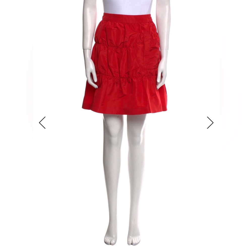 Prada
Vintage Knee-Length Skirt